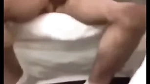 Una buena verga en mi culo hace que me corra