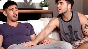 Straight baffle needs gay roommate's help