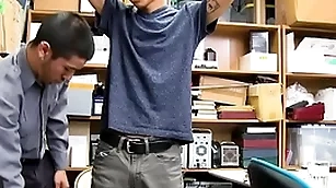 Youngperps - a security officer buttfucks alex flores
