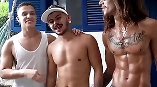 Fabrication be beneficial to - caco foxx & ricardo jones & henrrique bailarino - bareback (surfista dotado)