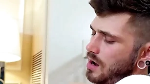 Gayroom slow hotel massage gets slippery with respect to two hunks