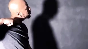 Possuído no halloween pelo espírito do sexo