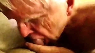 Grandpa receives rough mouth fucking from a unpremeditated suppliant