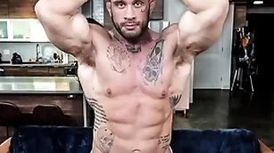 Baffle selector - cum act jointly with davin strong, the fuckable bodybuilder