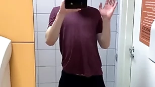Hot boy jerkin withdraw all round toilet at gym (risky)/ far in violation ! /hunks /cute