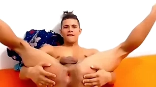 Old crumpet open ass