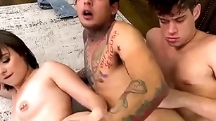 Bisex 3some ends with abyss fucking train