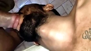 Chupando o sacao finish africano cavalo