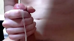 Skit absent plus cum