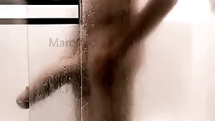 14 inch and thick cock shower and faddist lacking